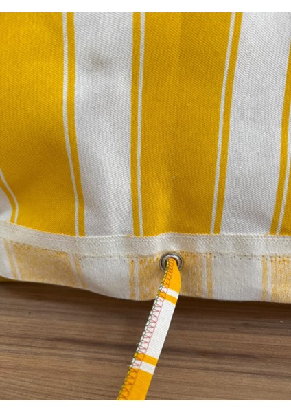 Sarı Beyaz Balkon Perdesi, Çardak Perdesi, Korniş Düğmeli ve Kuş Gözü Delikli Balkon Perdesi