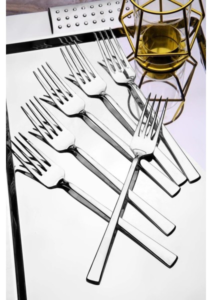 6’lı Sade Metalik Yemek Çatalı Takımı, Şık ve Dayanıklı Tasarım