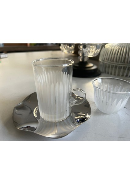 18 Parça Çay ve Kahve Takımı Gümüş Renkli Zarif Set fiyatları