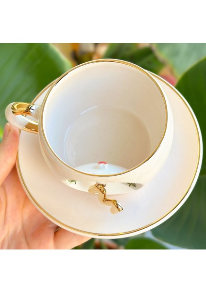 El Yapımı Seramik Harfli Kupa, Yılbaşı Temalı, Kardan Adam ve Çam Ağacı Detaylarıyla fiyatları