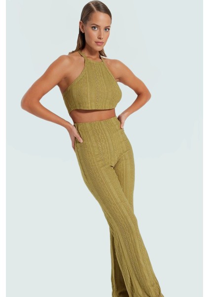 Dantel Detaylı Halter Yaka Crop Bluz ve Geniş Paça Pantolon Plaj Takımı Özel Tasarım