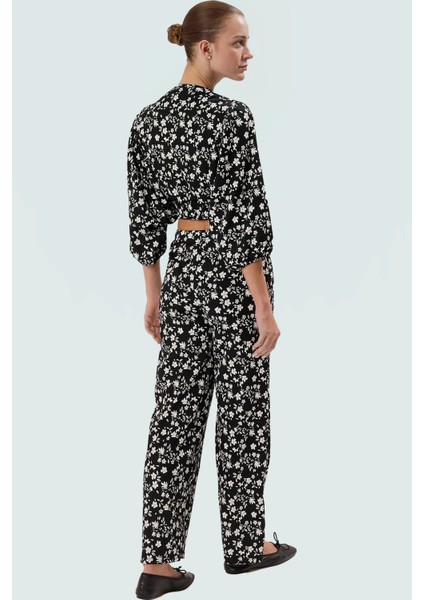 Çiçekli V Yaka Balon Kol Bluz Pantolon Takım Rahat Günlük Stil Özenle Seçilmiş Uzun Ömürlü modelleri