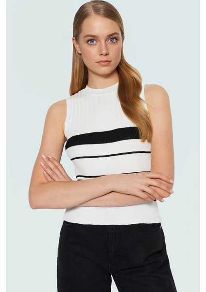 Kadın Bisiklet Yaka Triko Bluz Ince Polyester Renk Bloklu Yazlık Günlük Kullanım Için Konforlu Kesim fiyatları