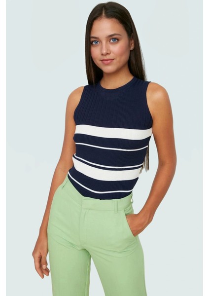 Kadın Bisiklet Yaka Triko Bluz Ince Polyester Renk Bloklu Yazlık Günlük Kullanım Için Konforlu Kesim fiyatları