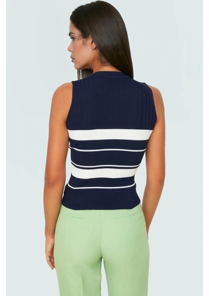 Kadın Bisiklet Yaka Triko Bluz Ince Polyester Renk Bloklu Yazlık Günlük Kullanım Için Konforlu Kesim modelleri