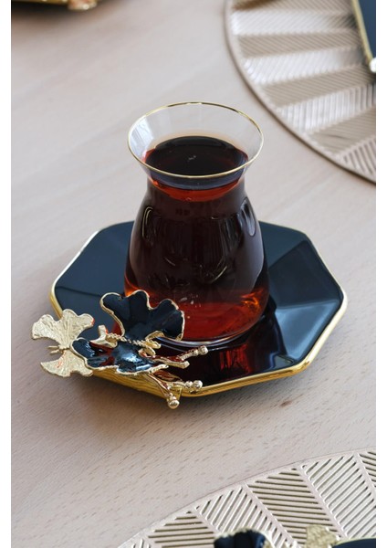 Dolmabahçe Sekizgen Siyah Altın Yaldızlı 6 Kişilik 34 Parça Pasta Servis Takımı