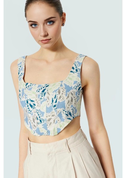 Çiçekli Desenli Crop Bluz Fitted Kalıp Dokuma Kumaş Yazlık Şık Görünüm