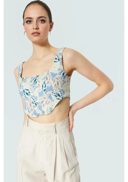 Çiçekli Desenli Crop Bluz Fitted Kalıp Dokuma Kumaş Yazlık Şık Görünüm fiyatları