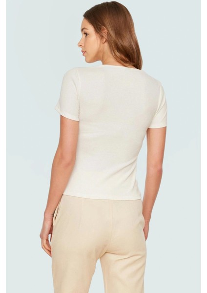 Fitted Vücuda Oturan Kalp Yaka Kısa Kollu Örme Bluz Yazlık Günlük Kombin Rahat Kullanım fırsatları