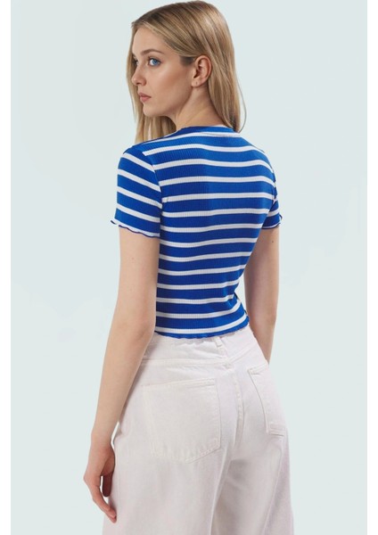 Çizgili Fitted Crop Kısa Kollu Örme Bluz Rahat Günlük Stil Zarifane Tasarım Premium Kalite fiyatları