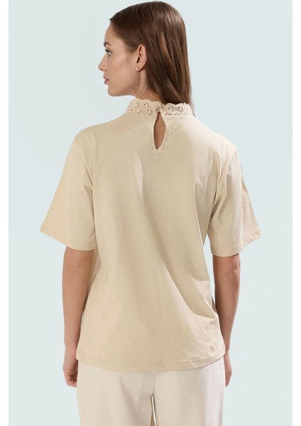 Brodeli Dik Yaka Pamuklu Bluz Regular Kalıp Yazlık Rahat Kullanım Şık Görünüm Seçkin Malzeme modelleri