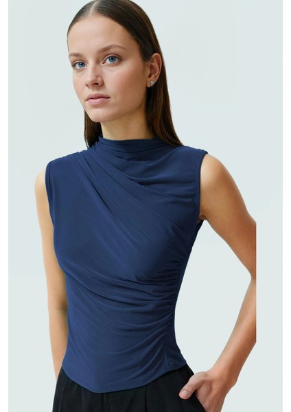 Vücuda Oturan Kolsuz Örme Bluz Dik Yaka Yazlık Rahat ve Şık Özel Tasarım fiyatları