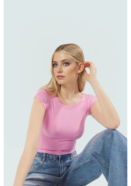 Bisiklet Yaka Fitted Crop Örme Bluz Viskon Ribana Yazlık Profesyonel Görünüm Özel Tasarım