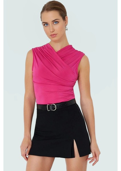 Kadın V Yaka Kolsuz Büzgü Detaylı Örme Bluz Özenle Seçilmiş Premium Kalite Uzun Ömürlü modelleri