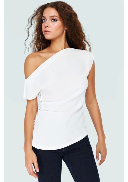 Kayık Yaka Tek Kol Krep Dokuma Bluz Şık Gece Kombinleri Için Uzun Ömürlü Zarifane Tasarım fiyatları