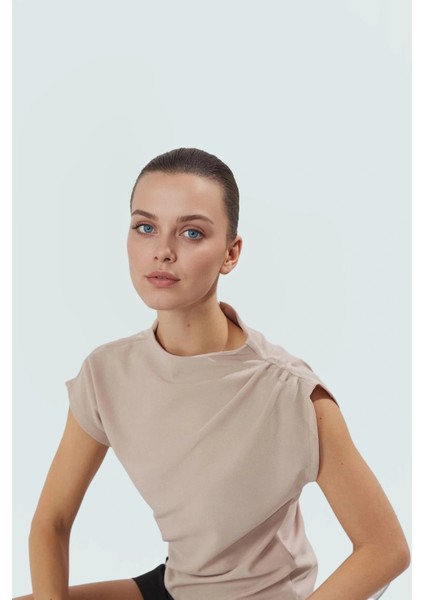 Fitted Dik Yaka Scuba Krep Örme Bluz Günlük Stil Özenle Seçilmiş Uzun Ömürlü Konforlu Kesim