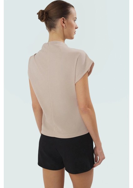 Fitted Dik Yaka Scuba Krep Örme Bluz Günlük Stil Özenle Seçilmiş Uzun Ömürlü Konforlu Kesim modelleri