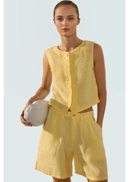 Yazlık Keten Crop Bluz Düğme Detaylı Günlük Tarz Konforlu Kesim Premium Kalite Zarifane Tasarım