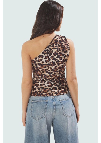 Tek Omuz Leopar Desenli Fitted Dokuma Bluz Rahat Yazlık Stil ve Şık Konforlu Kesim modelleri