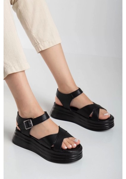 Sibna Siyah Cilt Kemerli Sandalet
