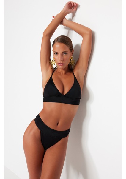 Shopeonly Siyah Üçgen Bikini Takımı
