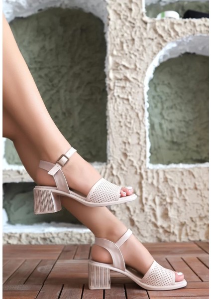 Laera Bej Cilt Topuklu Sandalet modelleri