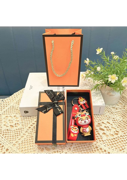 Yıl Maskotu Karikatür Çekicilik Anahtarlık Kolye Bebek Karikatür Hediyeler (Yurt Dışından)