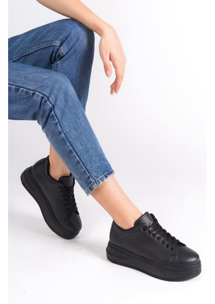 Sabına Bağcıklı Ortopedik Taban Kadın Sneaker Ayakkabı St Siyah indirimleri