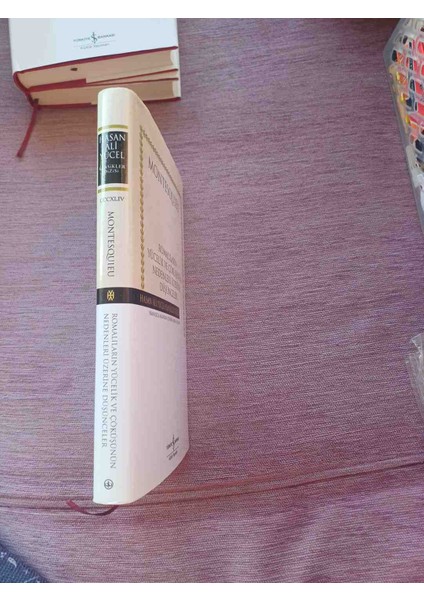 Romalıların Yücelik ve Çöküşünün Nedenleri Üzerine Düşünceler (Ciltli)Somizli 1,baski 2019 Basimi 193 Sayfadir fiyatları