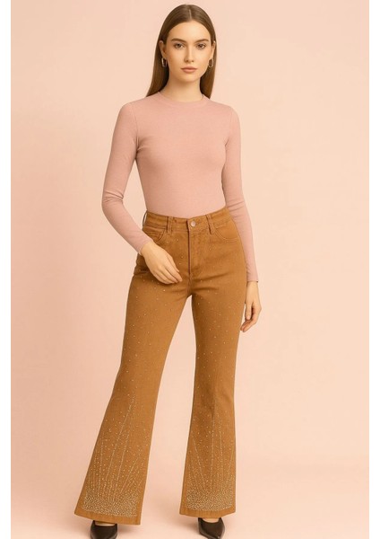 Kadın Jeans Gabardin Kumaş Taşlı Ispanyol Paça Pantolon