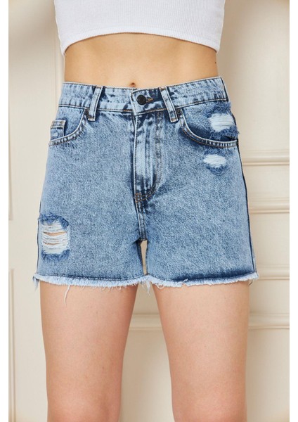 Kadın Buz Mavi Cepli Yüksek Bel Denim Şort fırsatları