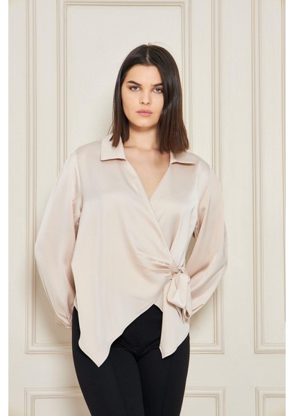 Kadın Kırmızı Kruvaze Yandan Bağlamalı Saten Bluz Gömlek