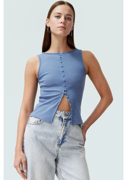 Kadın Kolsuz Örme Bluz Kayık Yaka Fitted Kalıp Rahat Günlük Stil ve Şık Modern fiyatları
