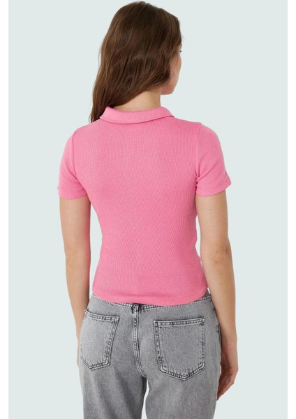 Kısa Kollu Polo Yaka Fermuarlı Örme Bluz Yazlık Rahat Kombin ve Şık Günlük Kullanım Için modelleri