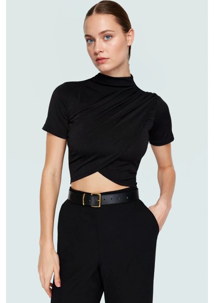 Şık Dik Yaka Crop Bluz Örme Kumaş Kruvaze Yazlık Modern Stil Rahat ve Özel Tasarım fiyatları