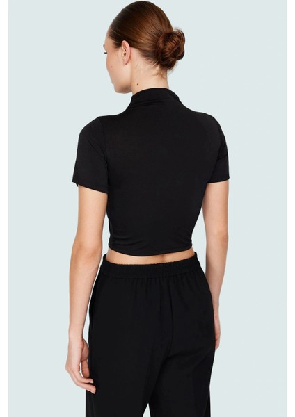 Şık Dik Yaka Crop Bluz Örme Kumaş Kruvaze Yazlık Modern Stil Rahat ve Özel Tasarım modelleri