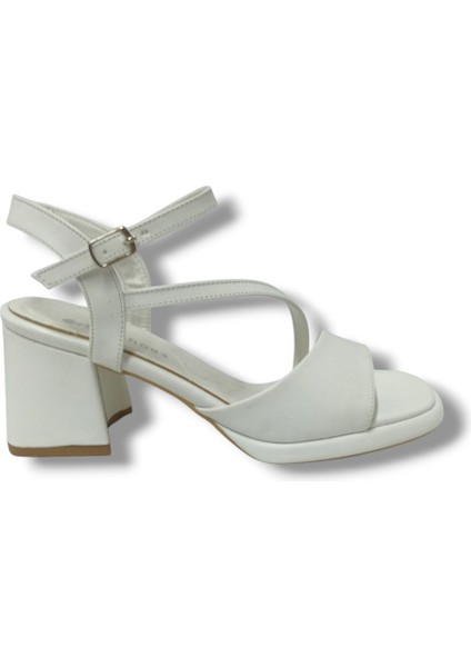 402-25 Deri Anatomik Kalın Topuklu Kadın Sandalet fiyatları