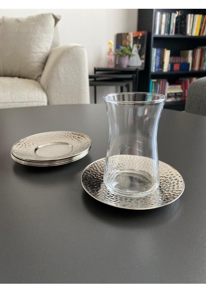6'lı Gümüş Renk Dövme Desenli Bakır Çay Tabağı