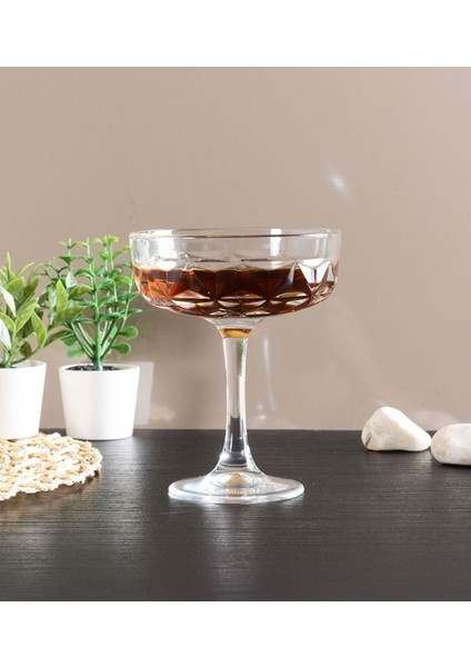 250 cc Şampanya Kadehi, Şık Tasarım, Kaliteli Cam, Ev ve Davetler Için Ideal