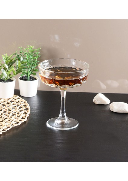250 cc Şampanya Kadehi, Şık Tasarım, Kaliteli Cam, Ev ve Davetler Için Ideal fiyatları