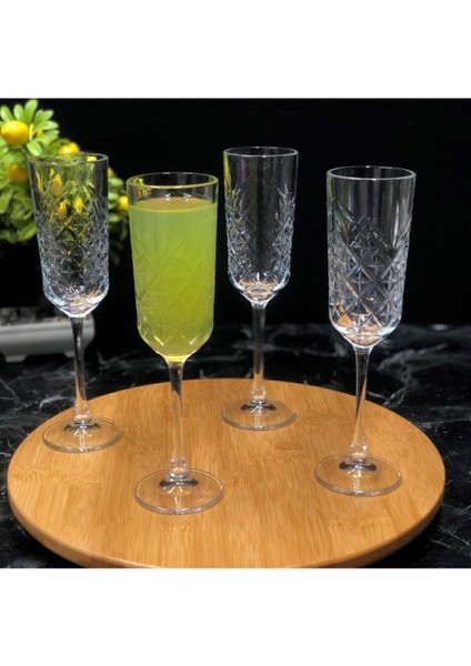 Şık 4'lü Kadeh Seti, Zarif ve Dayanıklı Cam Bardaklar, Şık ve Kullanışlı Tasarım fiyatları