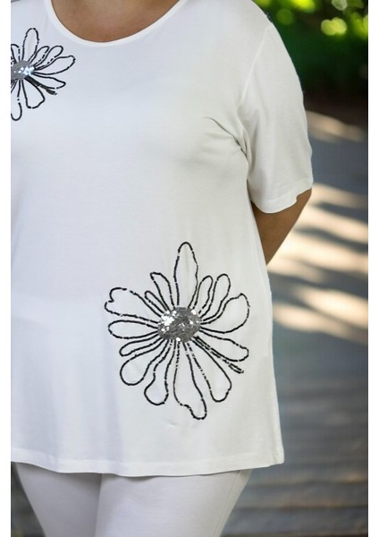 Pul Payet Çiçek Işlemeli Taşlı Bisiklet Yaka Büyük Beden Bluz fırsatları