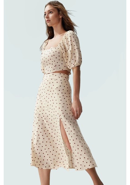 Şık Puantiyeli Viskoz Bluz Etek Takım Fitted Kalıp Yazlık Trend Tasarım Dayanıklı Malzeme fiyatları