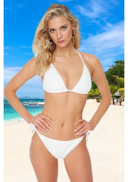 Üçgen Bağlamalı Bikini Takımı Klora Dayanıklı Yüksek Konfor Esnek Kumaş Ergonomik Kesim