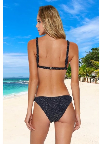 Üçgen Simli Bikini Takımı Ergonomik Kesim Premium Kalite Klora Dayanıklı Plaj ve Havuz Için modelleri