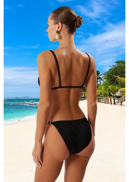 Üçgen Bikini Takımı Yaz Koleksiyonu Su Sporları Için Premium Kalite Esnek Kumaş modelleri