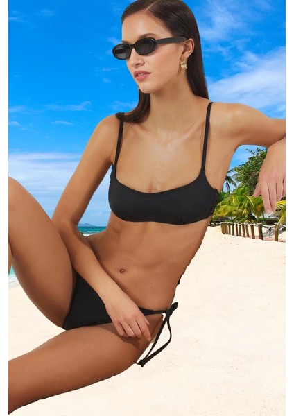 Simli Bikini Takımı Yaz Koleksiyonu Esnek Kumaş Ergonomik Kesim Hızlı Kuruyan Plaj ve Havuz Için fiyatları