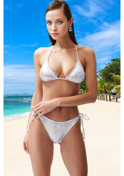 Üçgen Desenli Bikini Takımı Şık Detaylı Klora Dayanıklı Ergonomik Kesim