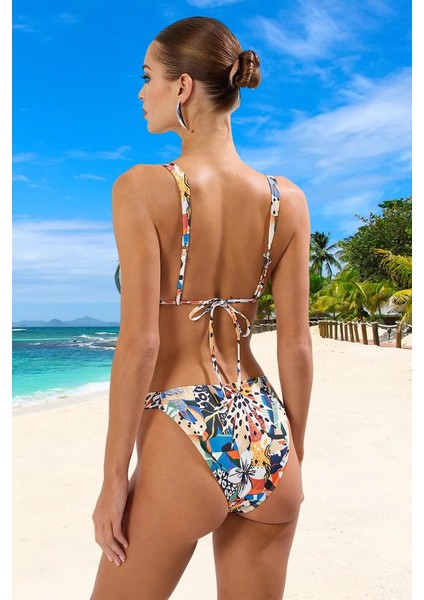 Desenli Üçgen Bikini Takımı Ergonomik Kesim Özel Tasarım Yüksek Konfor modelleri