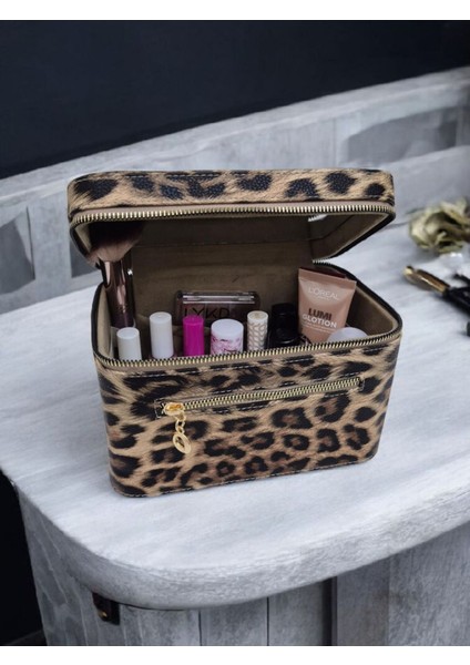 Kahverengi Leopar Desenli Taşınabilir Makyaj Çantası ve Aynalı Düzenleyici fırsatları